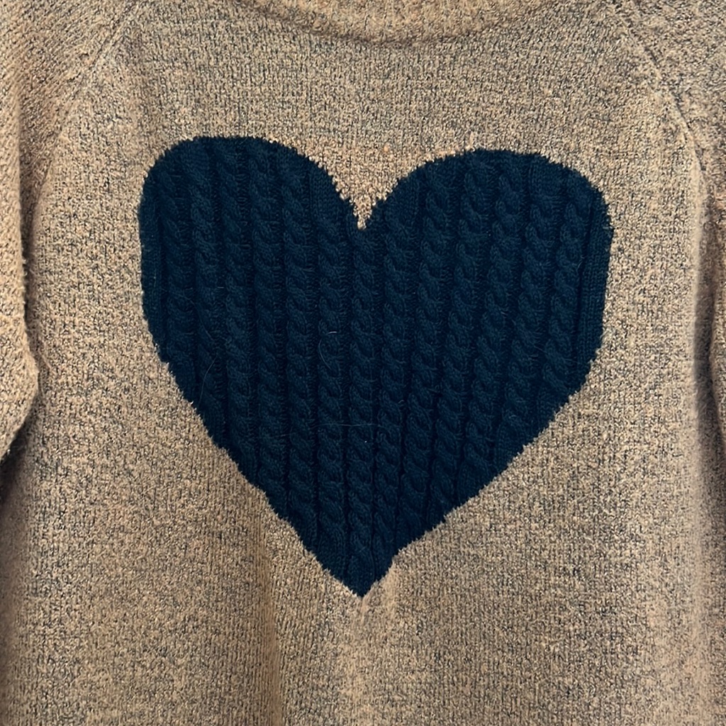 Sweater By Ye Mak